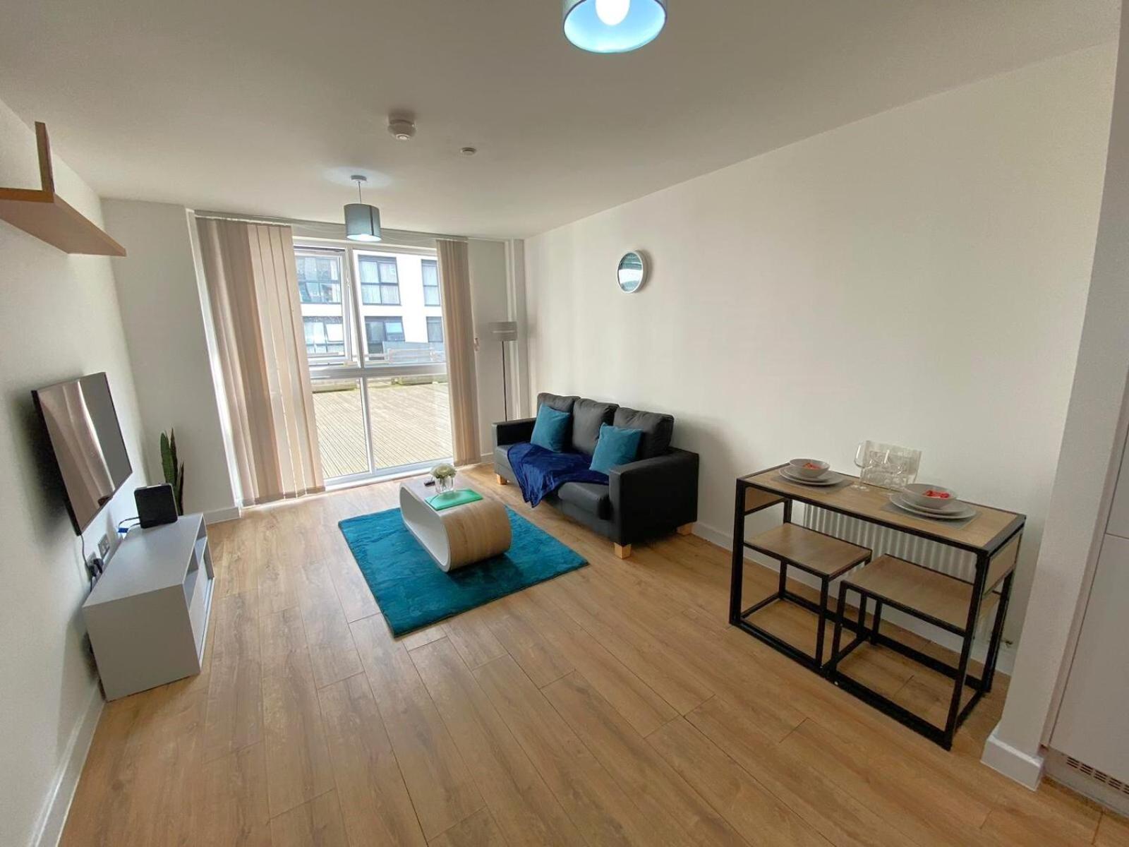 Deluxe Central Apartment - Fast Wifi- Utilitia Arena - Icc - Sea Life Centre Бирмингам Екстериор снимка