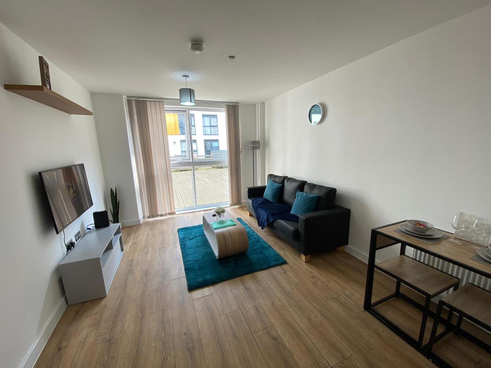 Deluxe Central Apartment - Fast Wifi- Utilitia Arena - Icc - Sea Life Centre Бирмингам Екстериор снимка
